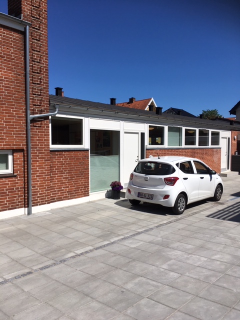 Kontor Med Ny Gård Kontor Med Ny Gård